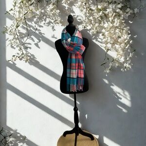GAP Vibrant Plaid Scarf / Wrap in shades of pink, blue white